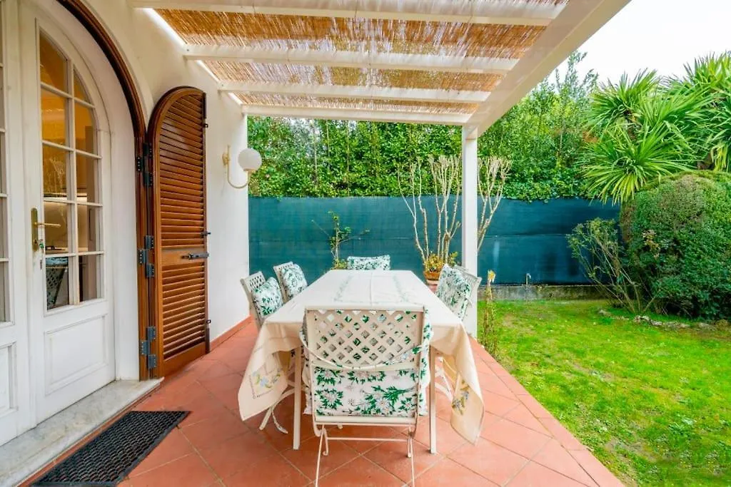 Villa Olivia Forte dei Marmi Italy